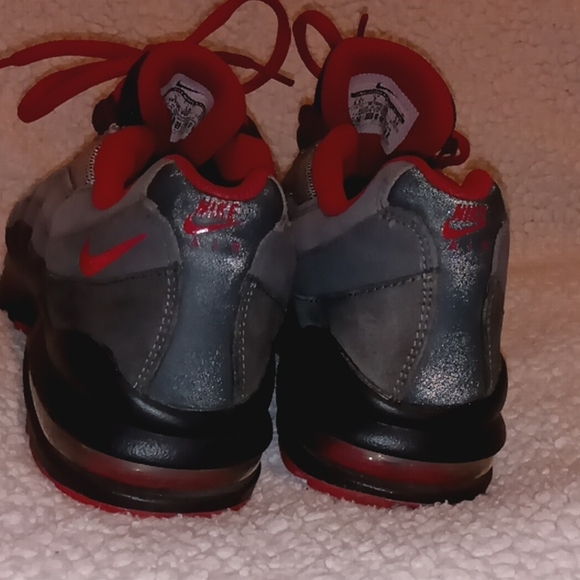 Nike Air Max 95 Suede Gray, Black and Red Sneakers - Picture 8 of 10